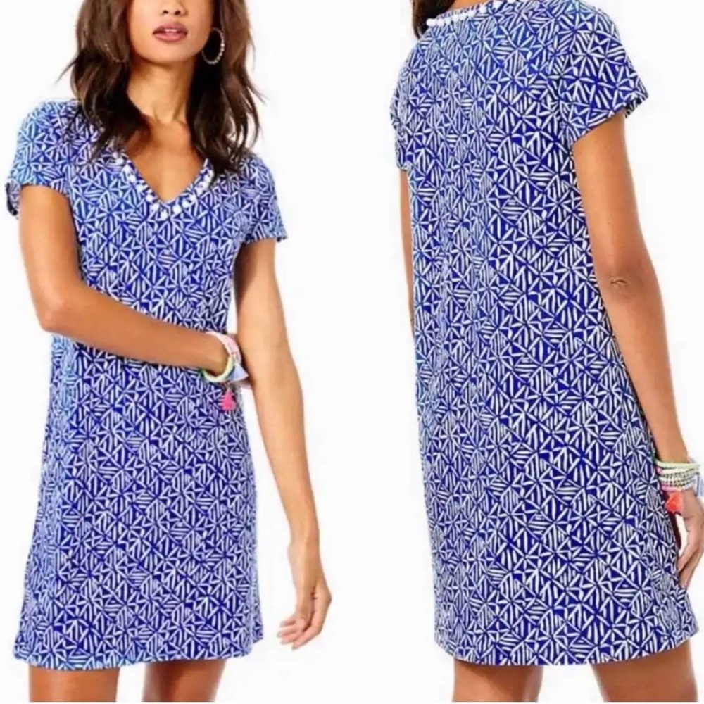 Lilly Pulitzer Etta Print Shift Dress - Corsica
Blue Eas